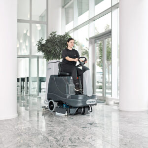 Nilfisk BR855D Ride-On Scrubber-Dryer, image 2